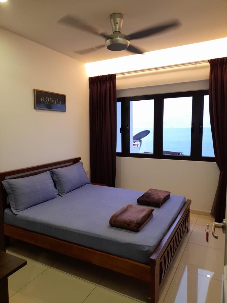 Susie'S Resort Seaview Suites At Sri Sayang Batu Feringgi Exterior foto